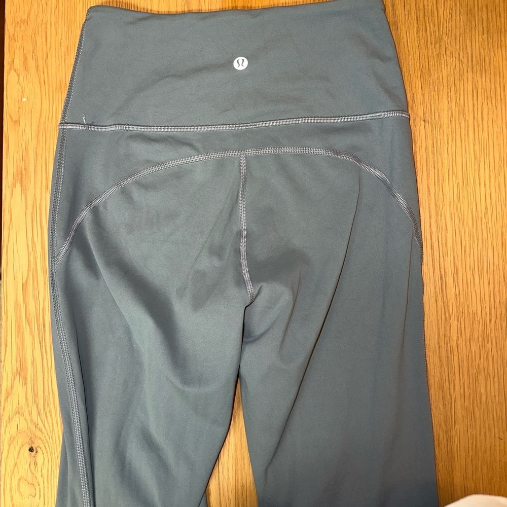 Lululemon Groove Super High Rise Flared Pant *Regular Belgian Blue Size 4 - Picture 3 of 5